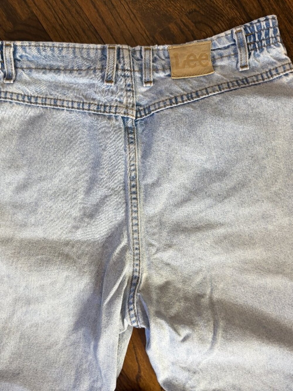 Vintage 1980s Lee Women's High Rise Mom Jeans | Light/Stone Wash Fits Size 8– 10